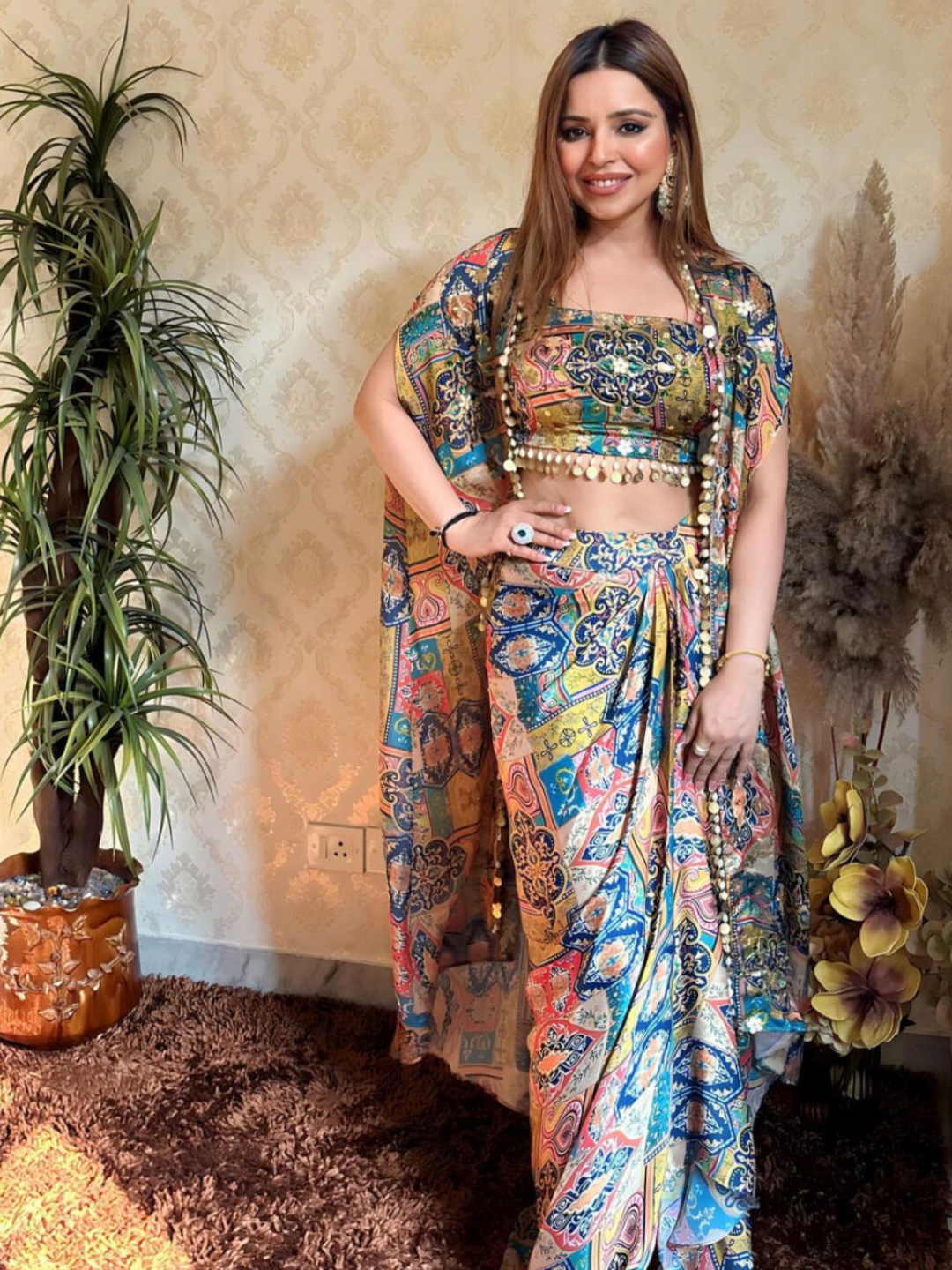 Printed Cape Set Paired With A Drape Skirt